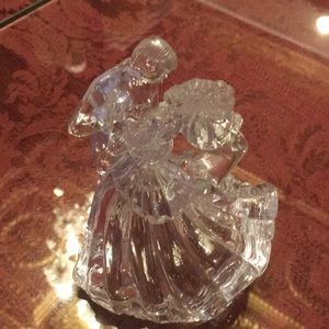 Meet your Posher, Val